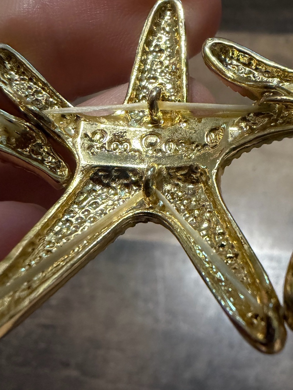Lilly Pulitzer Gold Starfish Stretch Cuff Bracelet - Picture 3 of 3